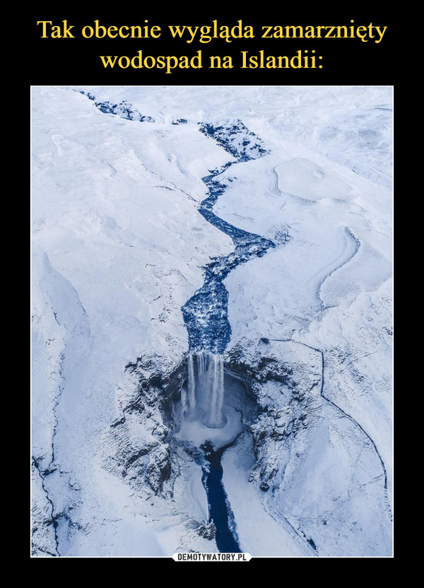 Tak obecnie wygląda zamarznięty wodospad na Islandii: