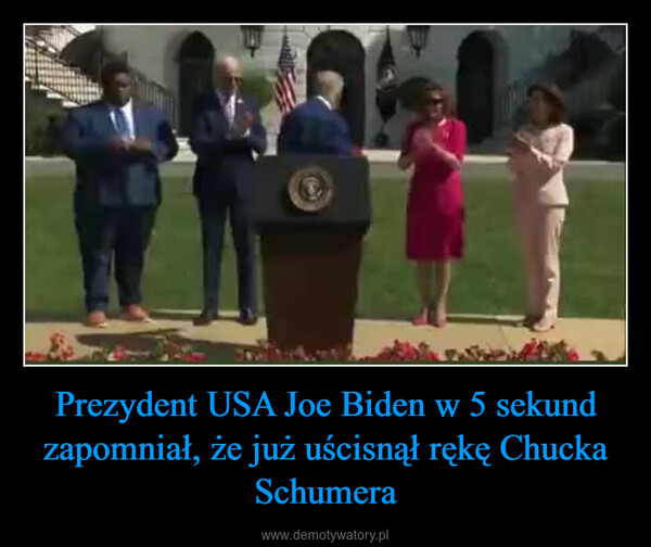 Prezydent USA Joe Biden w 5 sekund zapomniał, że już uścisnął rękę Chucka Schumera –  